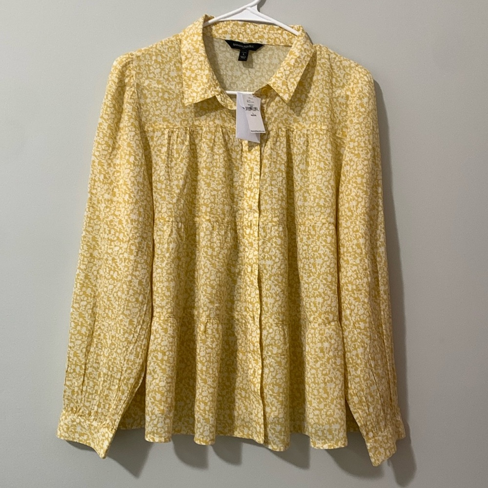 NWT Banana Republic Floral Printed button down shirt